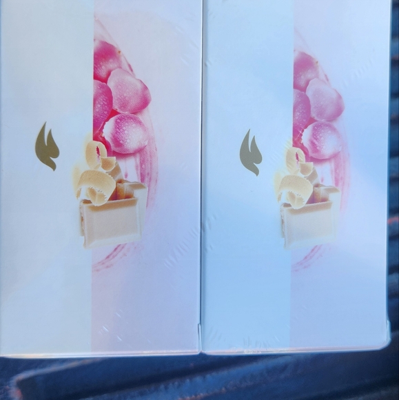 Dove Bath Bombs 2 pack - Picture 3 of 9